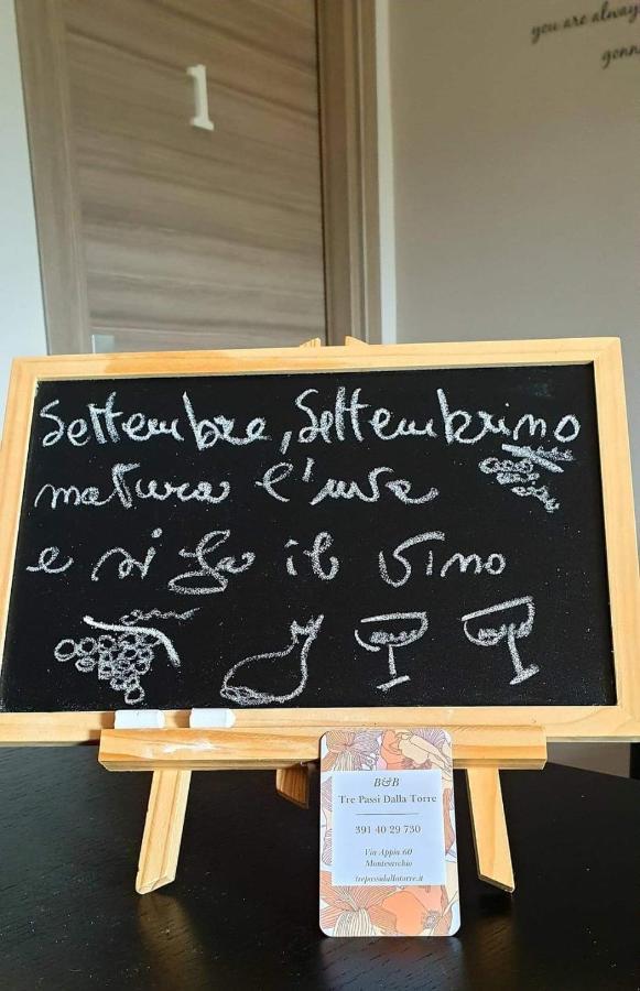 B&B Tre Passi Dalla Torre Montesarchio Buitenkant foto