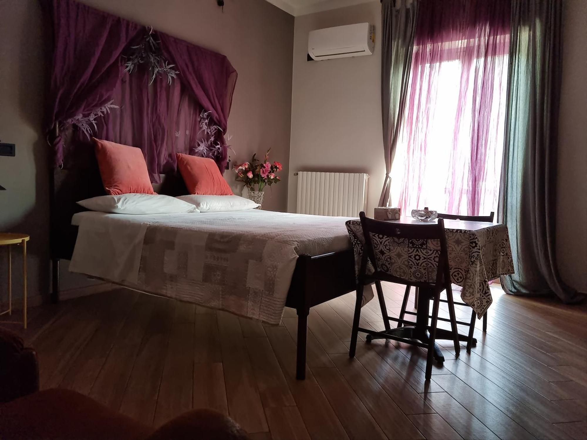 B&B Tre Passi Dalla Torre Montesarchio Kamer foto